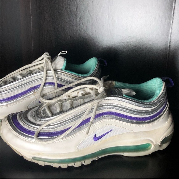 Nike Running Shoes - Picture 2 of 10